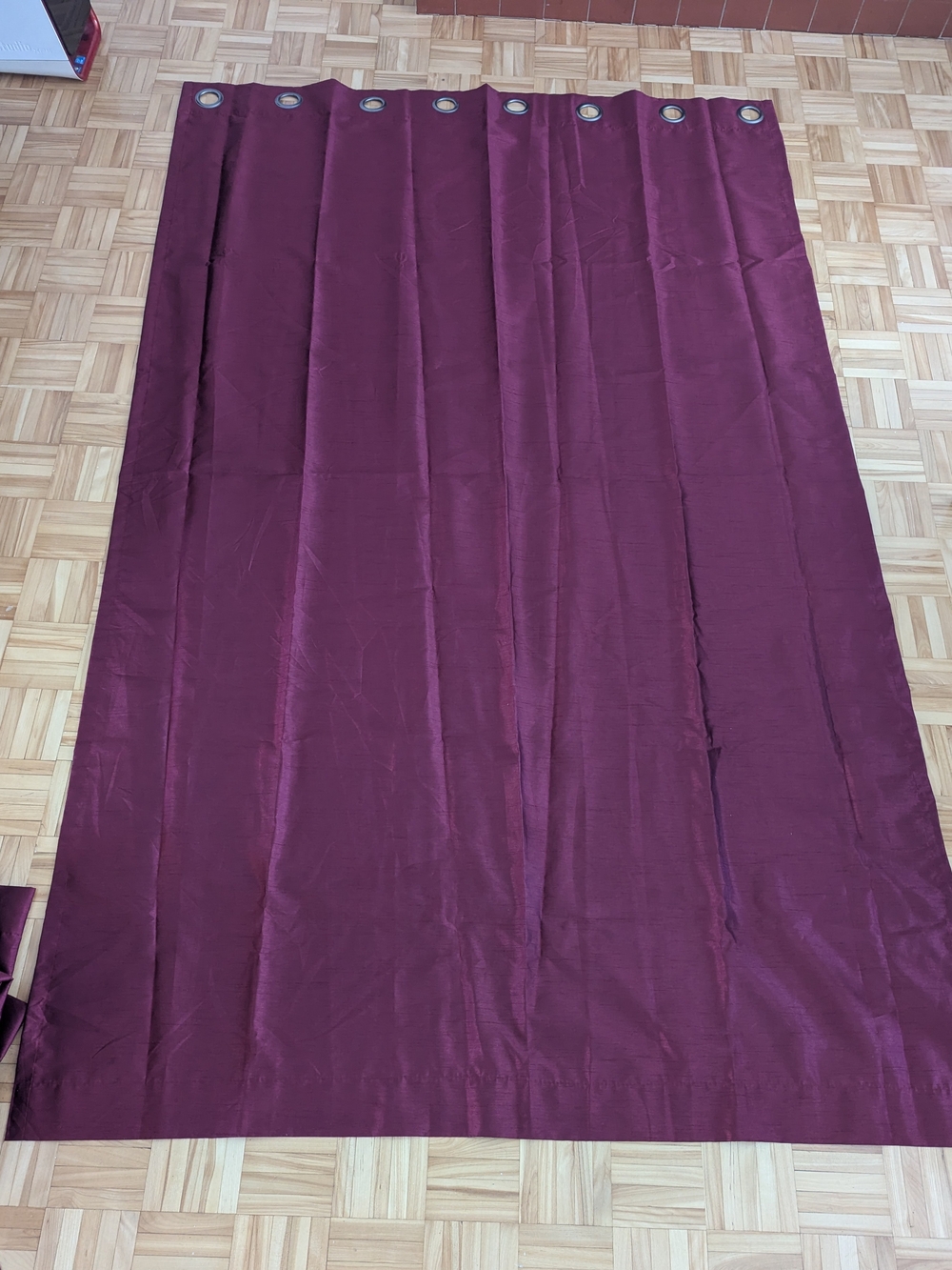 Burgundy Curtains (X4)